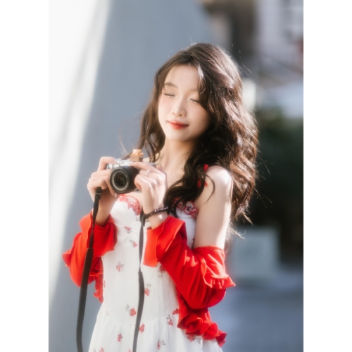 Mẫu thiết kế Photobook vuông Cá nhân, nhân vật, personal style, signature, dễ thương, cute 1759885873