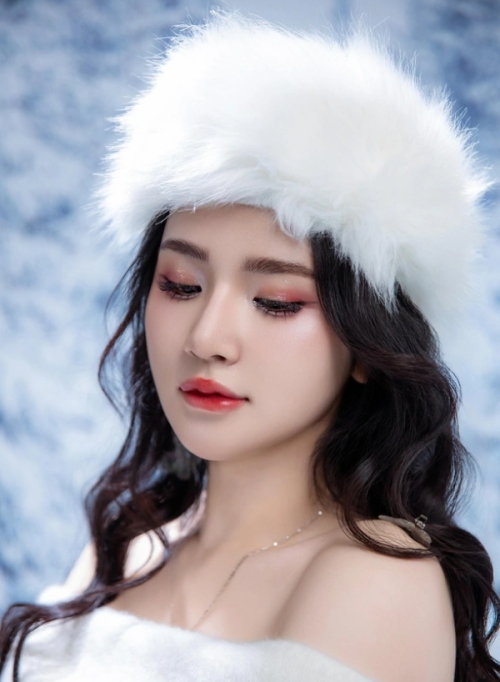 Mẫu thiết kế Photobook dọc Cá nhân, nhân vật, personal style, signature, đơn giản 1759895644