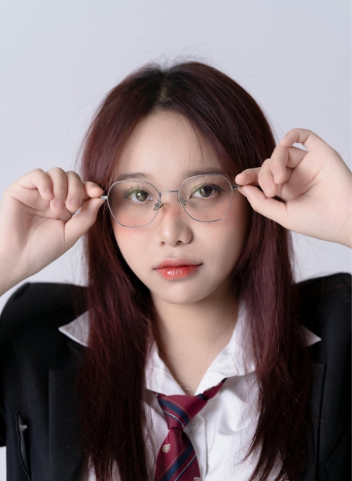 Mẫu thiết kế Photobook dọc Cá nhân, nhân vật, personal style, signature, kỷ yếu 1759886266