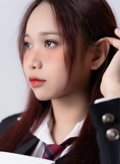 Mẫu thiết kế Photobook dọc Cá nhân, nhân vật, personal style, signature, kỷ yếu 1759886266