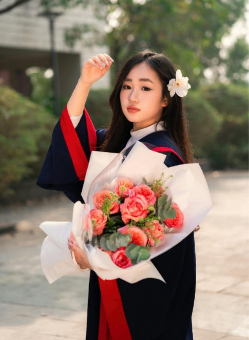 Mẫu thiết kế Photobook dọc Tốt nghiệp, graduation, kỷ yếu , Cá nhân, hội nhóm, team 1759895580