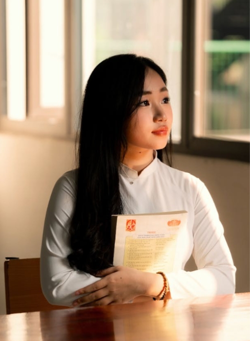 Mẫu thiết kế Photobook dọc Tốt nghiệp, graduation, kỷ yếu , Cá nhân, hội nhóm, team 1759895522