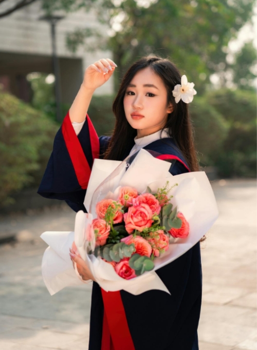 Mẫu thiết kế Photobook dọc Tốt nghiệp, graduation, kỷ yếu , Cá nhân, hội nhóm, team 1759895522