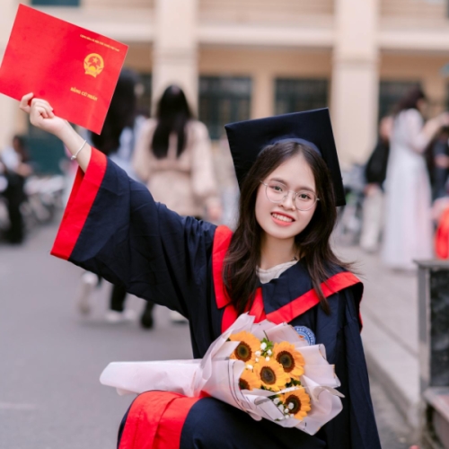 Mẫu thiết kế Photobook vuông Cá nhân, nhân vật, personal style, signature, kỷ yếu, tốt nghiệp, graduation 1759885900