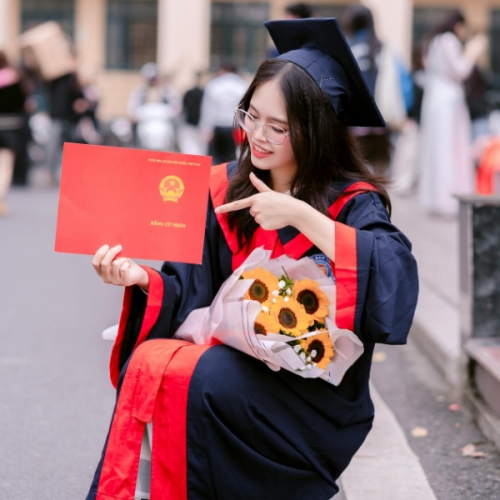 Mẫu thiết kế Photobook vuông Cá nhân, nhân vật, personal style, signature, kỷ yếu, tốt nghiệp, graduation 1759885900
