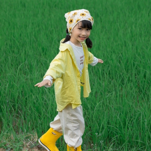 Mẫu thiết kế Photobook vuông Kỷ yếu, Gia đình, bạn bè, hội nhóm, team, tập thể, đơn giản, em bé, trẻ em, cá nhân 1759886002