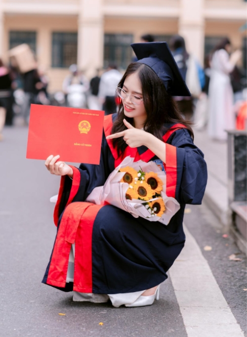 Mẫu thiết kế Photobook dọc Tốt nghiệp, graduation, kỷ yếu , Cá nhân, hội nhóm, team 1759895490