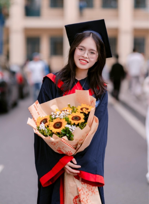 Mẫu thiết kế Photobook dọc Tốt nghiệp, graduation, kỷ yếu , Cá nhân, hội nhóm, team 1759895490