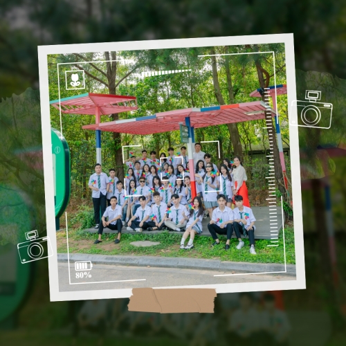 Mẫu thiết kế Photobook vuông Lưu giữ mùa thanh xuân 1768031596