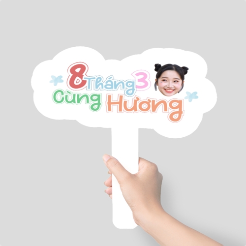 Mẫu thiết kế Hashtag cầm tay 8 tháng 3 cùng Hương 1773226544