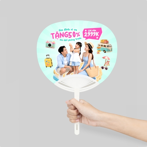 Mẫu thiết kế Quạt cầm tay Gia đình vi vu 1780225641