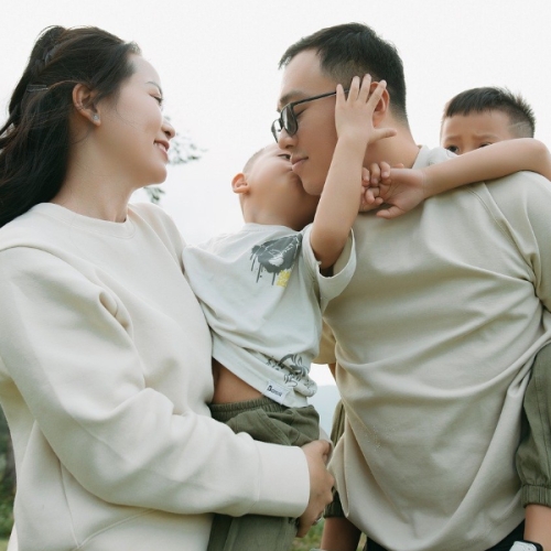 Mẫu thiết kế Photobook vuông Tình yêu, love, Gia đình, family, nhà 1781499449