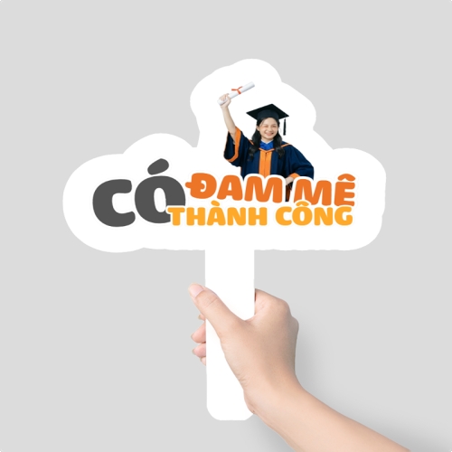 Mẫu thiết kế Hashtag cầm tay Chúc mừng tốt nghiệp 1781535422