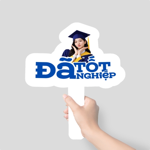 Mẫu thiết kế Hashtag cầm tay Chúc mừng tốt nghiệp 1781535422