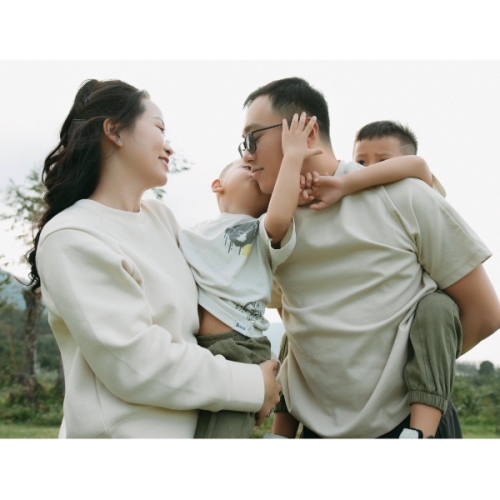 Mẫu thiết kế Photobook vuông Tình yêu, love, Gia đình, family, dễ thương, cute 1781499709